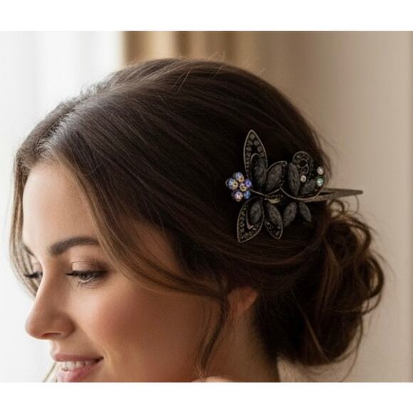 & Other Stories Accessories - Gray NWT Jeweled Flower Hair Clip / Barrette